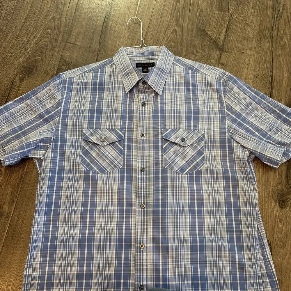 Banana Republic Men's XL Shirt Blue Plaid Button Down Short Sleeve 17-17.5